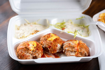 Falafel with vegetables