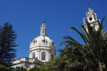 Bazylika Estrela w Lizbonie, Portugalia © emar