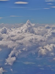Augetürmte Wolken am Himmel
