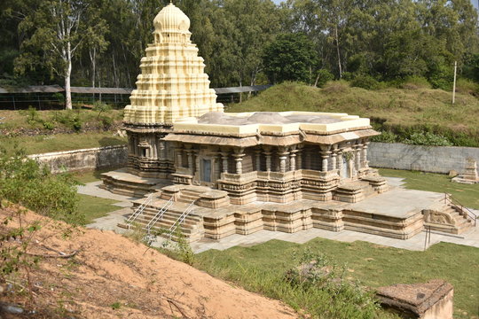 Kirtinarayana temple, Talakad, Karnataka, India
