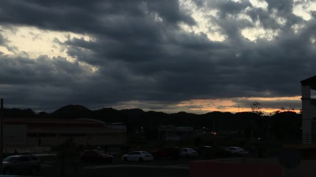 Timelapse of a mini sunset