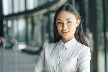 Obraz premium Modern business woman in the office