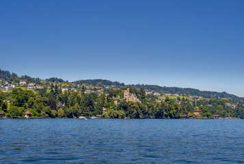 Fototapeta na wymiar Shore landscape on Lake Lucerne, Switzerland