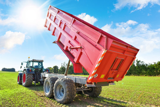 tracteur et sa remorque