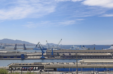 Naklejka premium The port of loading of the French port city of Marseille