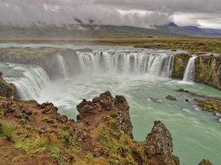 Der Wasserfall Godafoss in Island