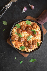 Spaghetti pasta with meatballs