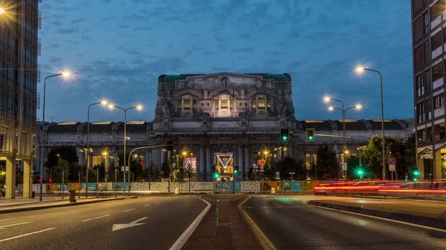 central station milano centrale traffic night time lapse