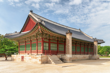 Fototapeta premium Sujeongjeon Hall of Gyeongbokgung Palace in Seoul, South Korea