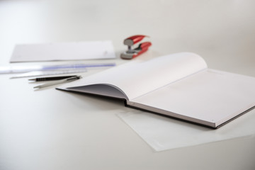 Notitzbuch mit Arbeitsmaterial