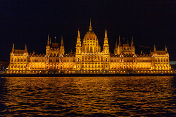 Naklejka premium Hungarian Pariament Building, Budapest