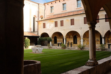 Vista del Chiostro del Museo Civico di Bassano del Grappa, Vicenza, Italia