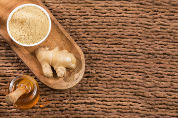 Ginger and honey alternative medicine - Zingiber officinale