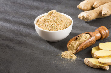 Ginger root and ginger powder - Zingiber officinale