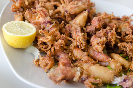 chipirones deep fried little squids 
