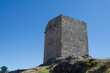 Fototapeta na wymiar Torre del Castillo de Guarda, región de As Beiras. Portugal.