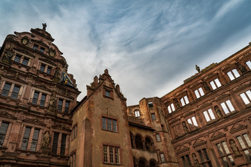 Fototapeta na wymiar Heidelberg Schloß bewölkt