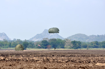 training Military parachuting