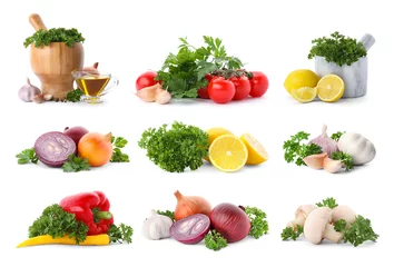 Fototapete Gemüse Set mit frischer Petersilie, Zitronen und Gemüse auf weißem Hintergrund