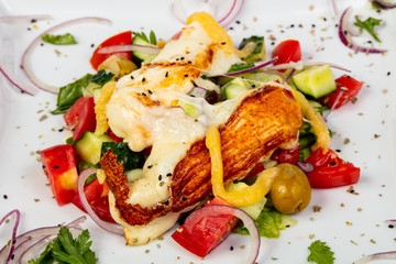 Salad with Haloumi