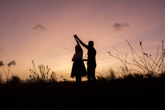 Pareja Atardecer