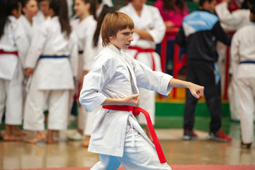 Obraz premium guy karate does kata at the championship