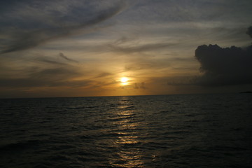 Fototapeta na wymiar Ocean sunset