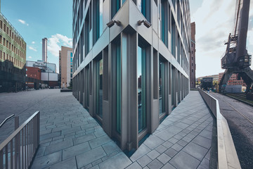 Fototapeta na wymiar glasfassade modernes gebäude office bank wolkenkratzer