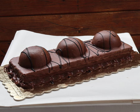 รูปภาพTentazione เลือกดูภาพถ่ายสต็อก เวกเตอร์ และวิดีโอ1,394 Adobe