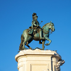 Fototapeta na wymiar The King Jose I monument on the Praca do Comercio. Lisbon. Portugal