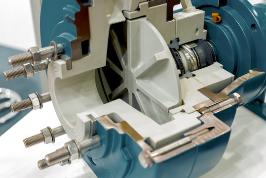 Horizontal chemical pump, cross section.