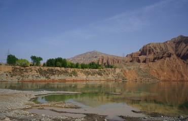 the Yellow River and mountain