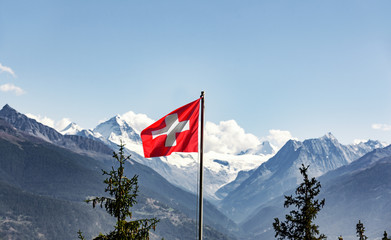 Schweizer Flagge im Wallis