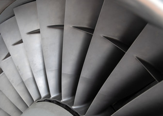 Lamellen eines Strahlstriebwerks VTOL Flugzeug