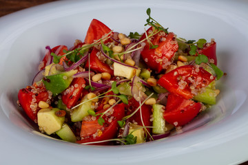 Salad with Kinoa and vegetables