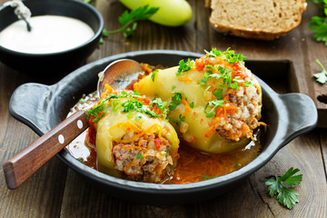 Stuffed pepper with rice and meat.