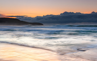 Fototapeta premium Sunrise Seascape and Cloud Bank