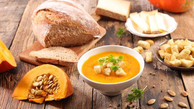 Pumpkin Soup And Bread