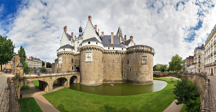 Beautiful panoramic cityscape view of The Château des ducs de Bretagne (Castle of the Dukes of Brittany) a large castle located in the city of Nantes, France