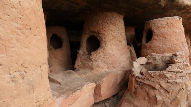 Grotte aux greniers de Nagou - Tandjouare - Togo - Nok