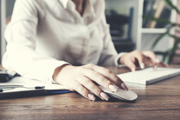 businesswoman hand computer keyboard