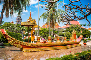 Fototapeta premium Wat Preah Prom Rath beautiful temple view in Siem Reap, Cambodia