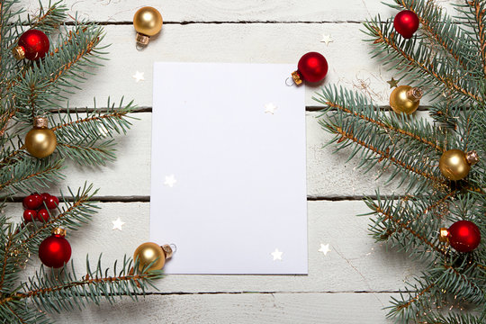 Weihnachtlicher Hintergrund mit Textfreiraum