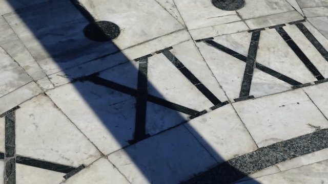 Sundial. Shooting in the summer. Time lapse.