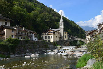 Fototapeta na wymiar Valle d'Aosta - Fontainemore 