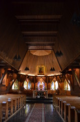 Zakopane - wnętrze kościoła Salwatorianów, pw. matki Bożej Królowej Świata © Ewa
