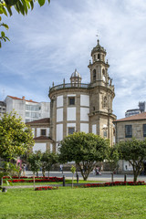Iglesia de la Peregrina desde la plaza Herreria en la ciudad de Pontevedra, Galicia