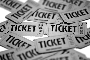 Tickets with selective center focusing