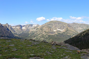 Fototapeta na wymiar Scenic views from Trail Ridge Road, Rocky Mountain National Park in Colorado, USA.