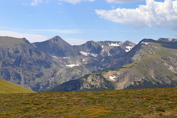 Fototapeta premium Scenic views from Trail Ridge Road, Rocky Mountain National Park in Colorado, USA.
